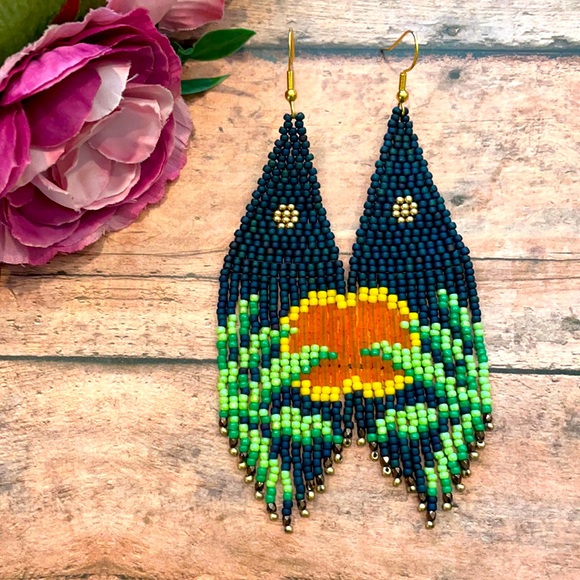 Beaded earring No200 - Picture 1 of 5